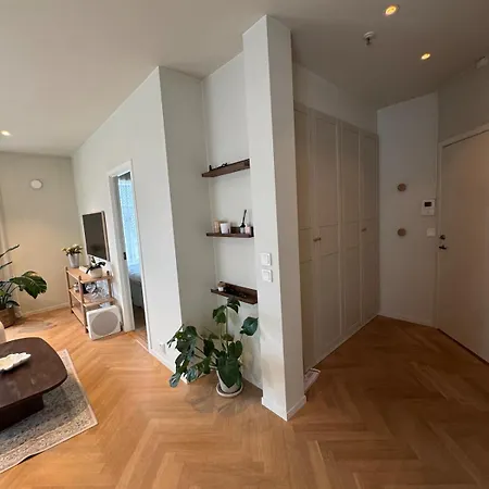 Stroken Og Aerverdig Bygardsleilighet Ved Domkirke Apartament Bergen